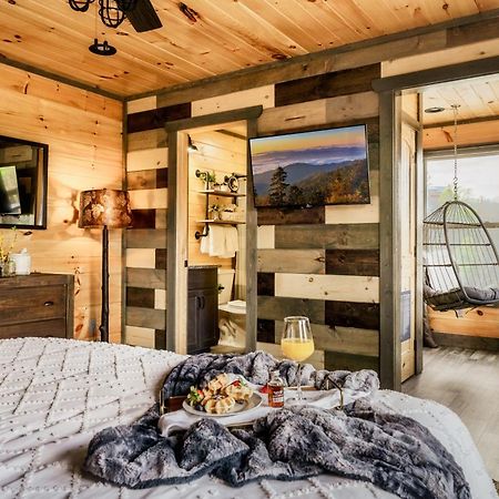 Mountainscape - Brand New Cabin W Views - Hottub - Firetable - Ps5 - Pooltable - 3 Pools Gatlinburg Eksteriør bilde
