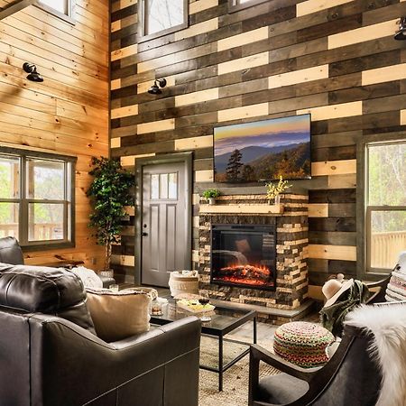 Mountainscape - Brand New Cabin W Views - Hottub - Firetable - Ps5 - Pooltable - 3 Pools Gatlinburg Eksteriør bilde