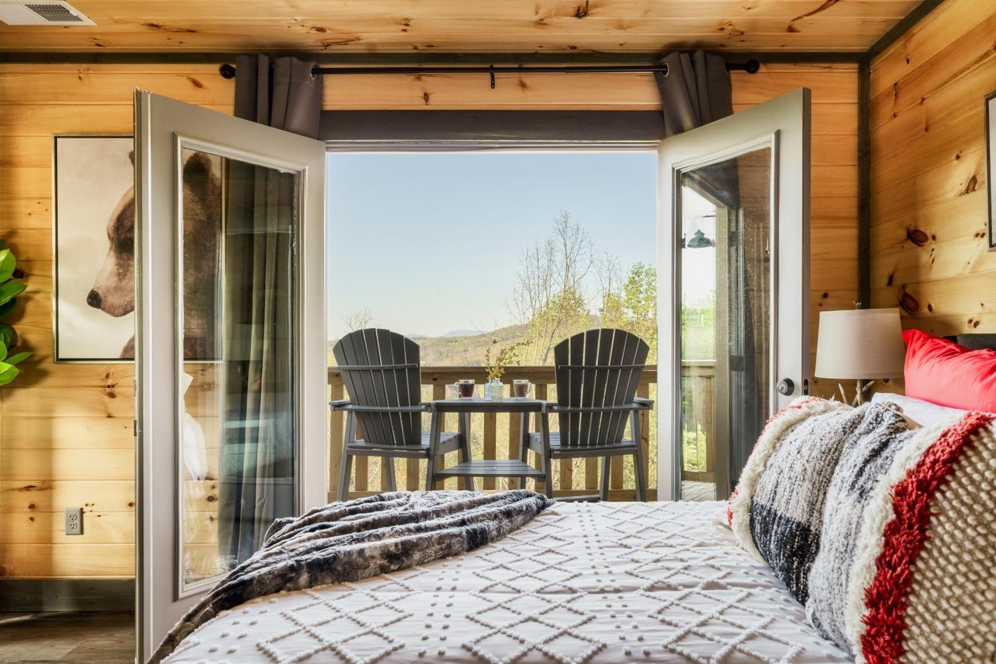 Mountainscape - Brand New Cabin W Views - Hottub - Firetable - Ps5 - Pooltable - 3 Pools Gatlinburg Eksteriør bilde