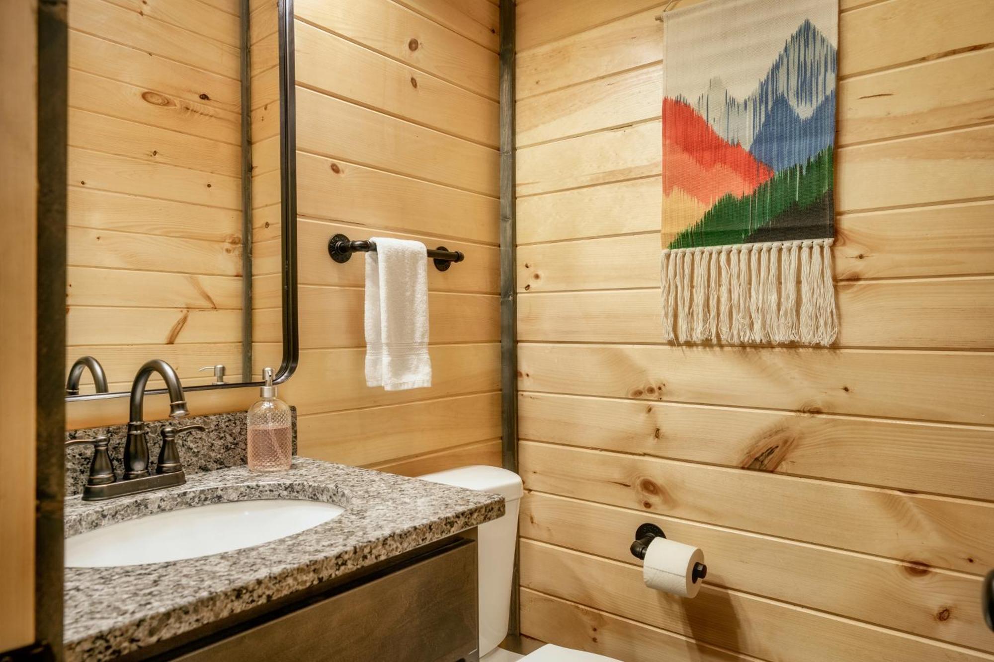 Mountainscape - Brand New Cabin W Views - Hottub - Firetable - Ps5 - Pooltable - 3 Pools Gatlinburg Eksteriør bilde